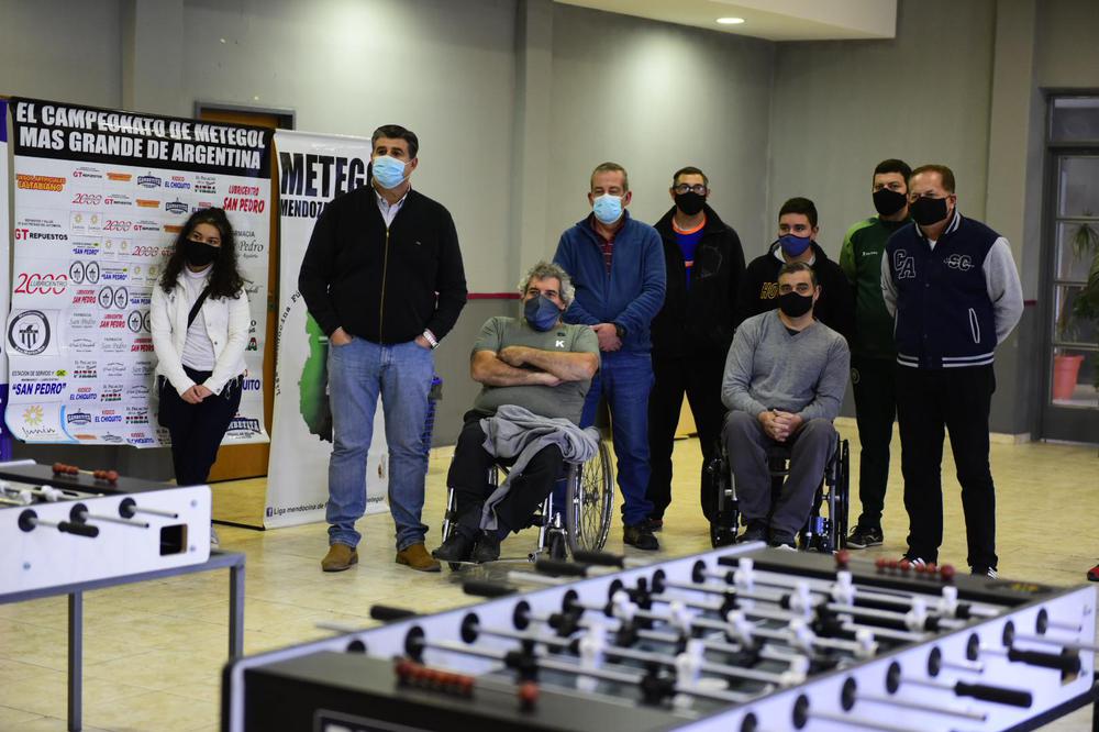 METEGOLES-ADAPTADOS-PARA-PERSONAS-CON-DISCAPACIDAD-MOTRIZ-3