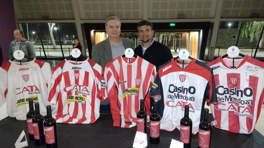 IMG_20220905_220511966_BURST000_COVER_TOP