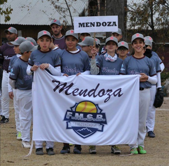 Softbol-infantil5-700x686