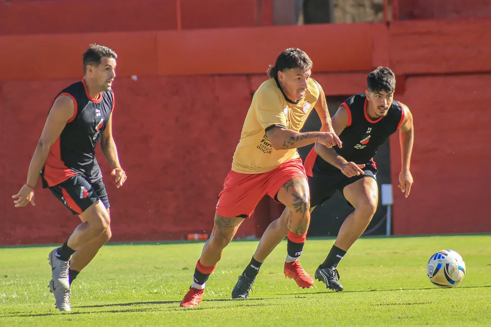 645689025_864688043290315_2028425206742771134_n