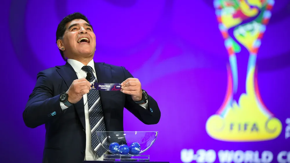 Maradona-sorteo-Mundial-sub20-Corea-1920-1