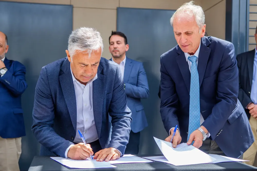 559451882_1135209725466609_7977198521252398850_n