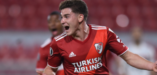 julian-alvarez-river-plate-real-sociedad-valencia_2