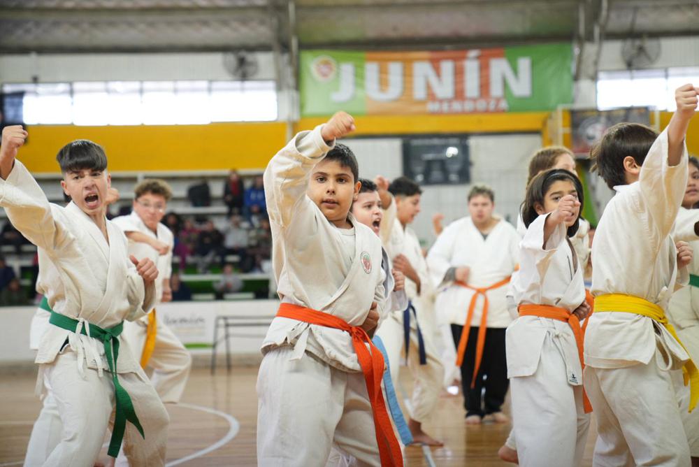 359810886_661889435969676_8419671364103038209_n